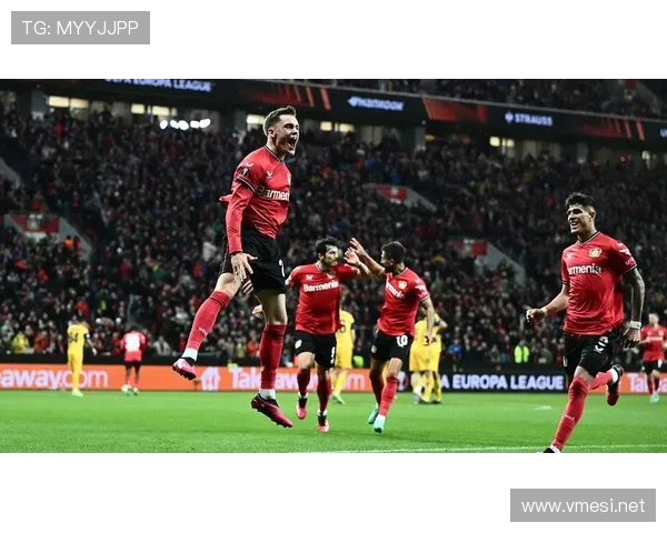 博尼法斯对阵顶级中卫时如何利用身体优势