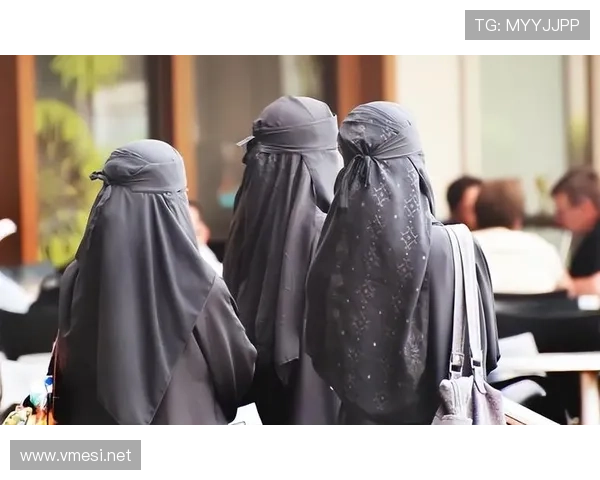 尤文图斯陷入战术危机，是坚持保守主义还是拥抱变革引发球迷激烈争论。