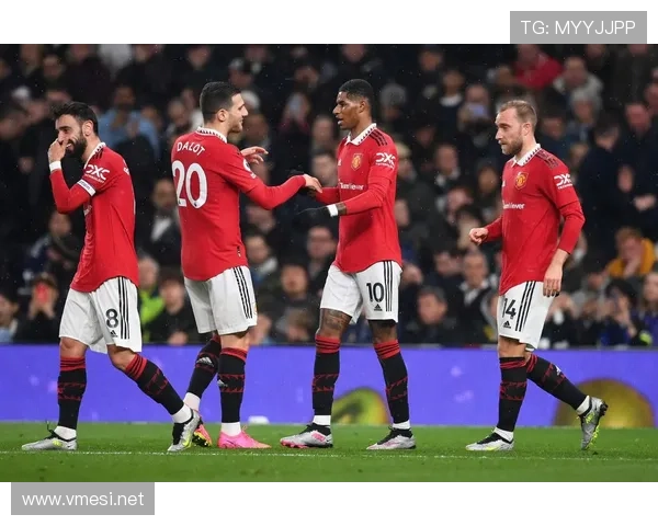 曼联转会策略是否失误，引援效果存疑影响争四形势